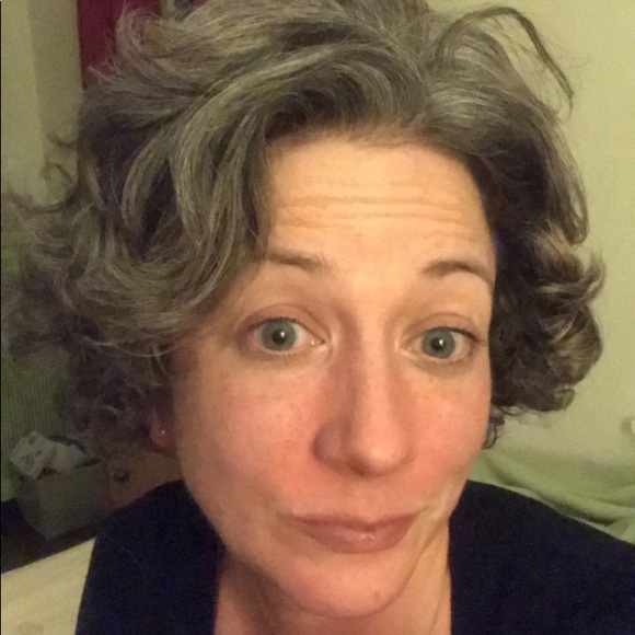 Meet your Posher, Abigail - Picture 2 of 3